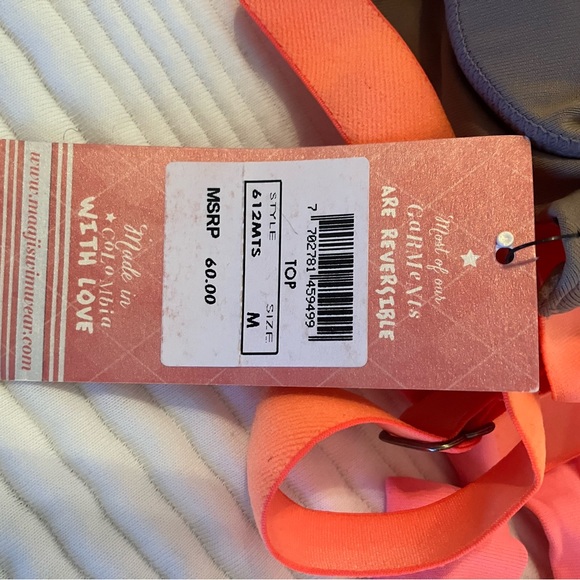 BNWT Maaji reversible bikini top - Picture 3 of 4